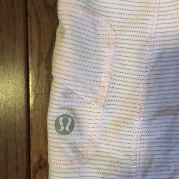 💞LULULEMON-Vintage EUC Run:Wild Short Sl. Tech(12) - Picture 13 of 14